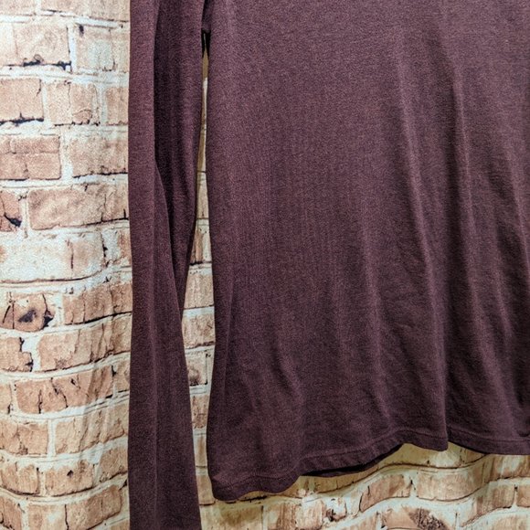 Carhartt Long Sleeve T-shirt V-Neck Size XS (0-2) - Picture 2 of 10